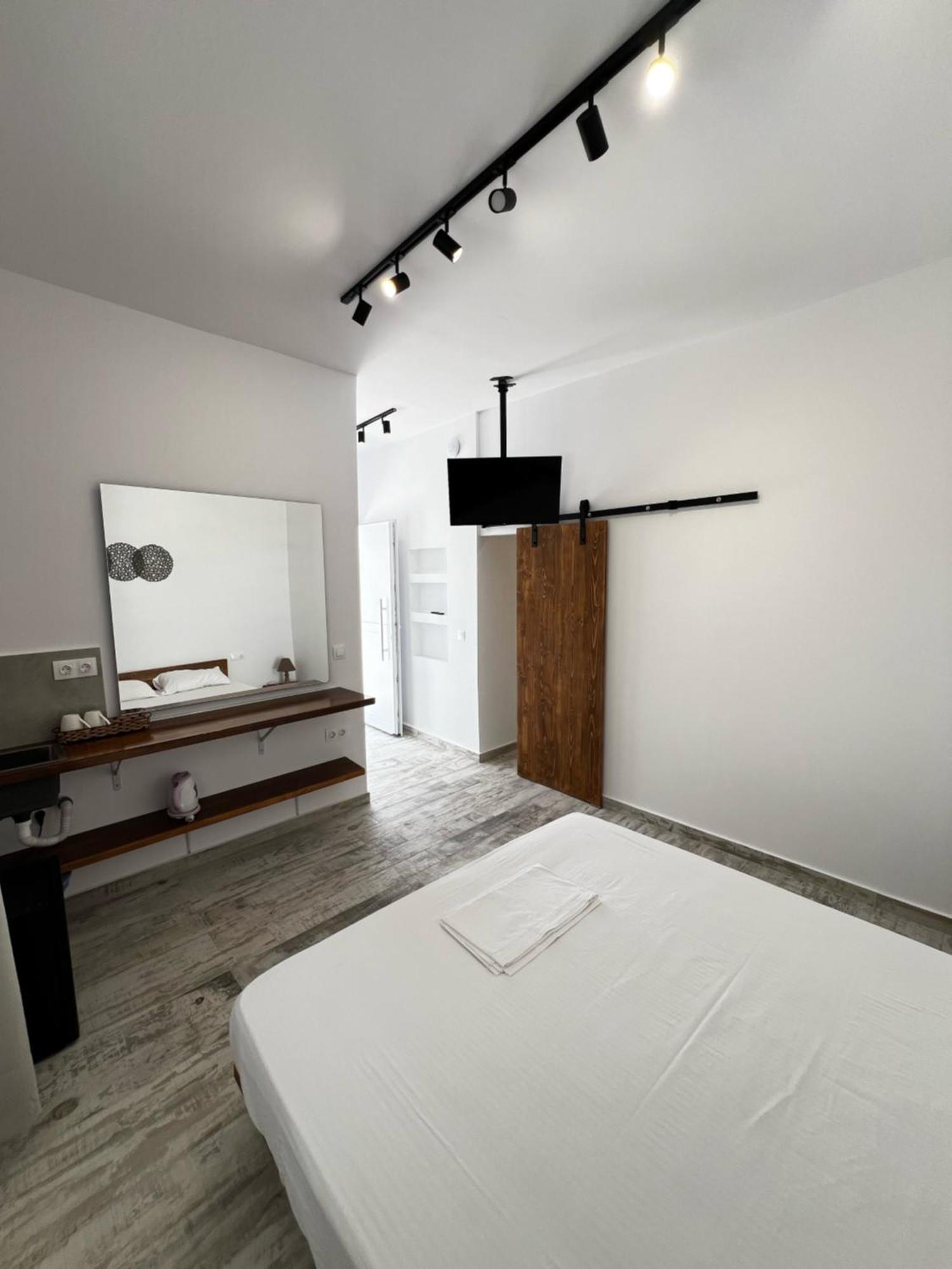 Three Seasons Apartment Kavos Exterior photo